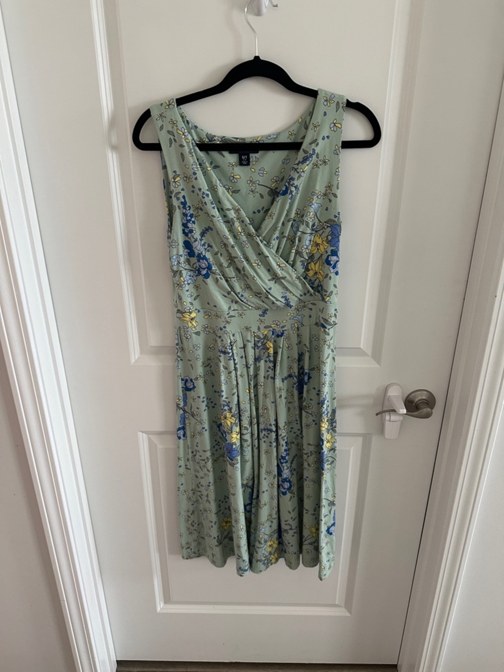 Lands' End Sage Green Floral Wrap-Style Dress Small TALL